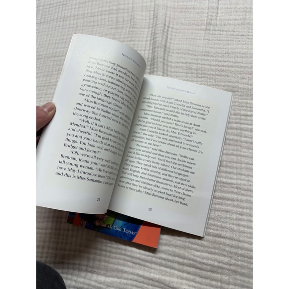 2 American Girl Books Nellie's Promise and Lindsey - Picture 7 of 10